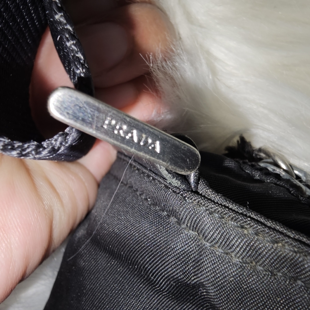PRADA Vintage Black Tessuto Messenger Cross BodyBag - Picture 5 of 11